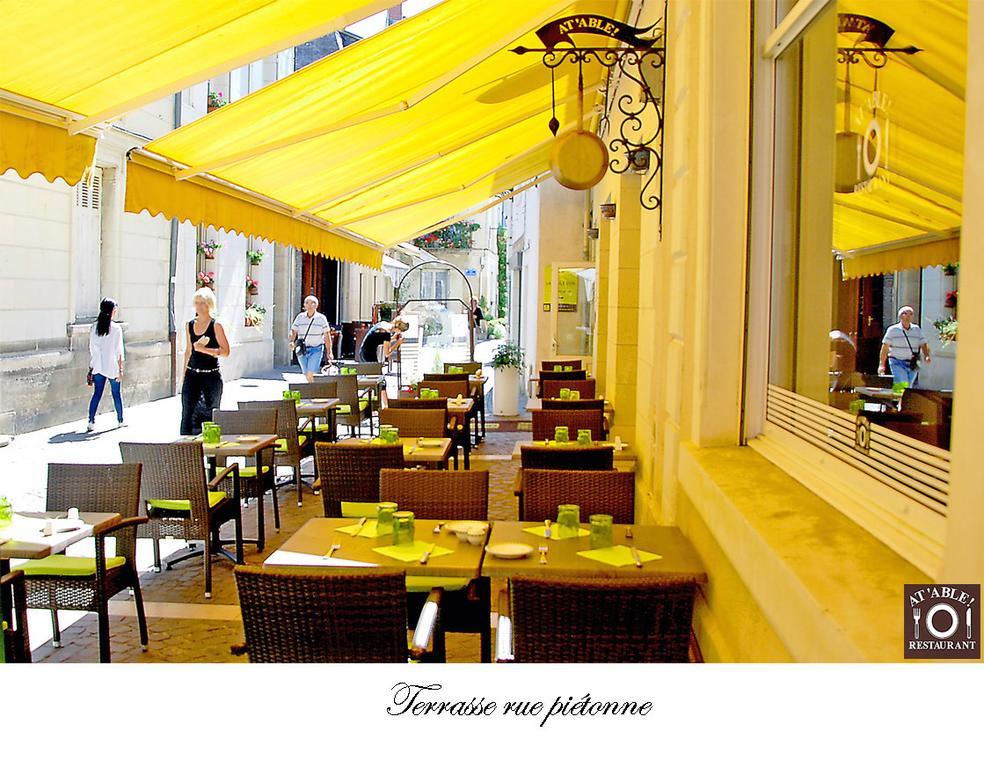Logis Hôtel Restaurant La Boule d'Or Chinon Exterior foto