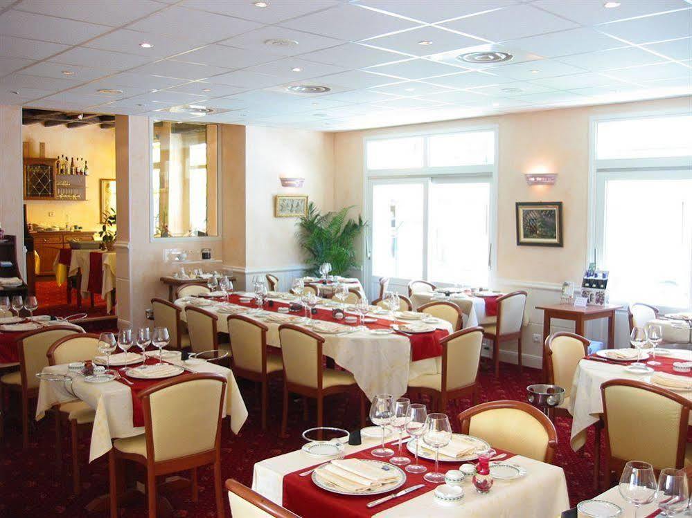 Logis Hôtel Restaurant La Boule d'Or Chinon Exterior foto