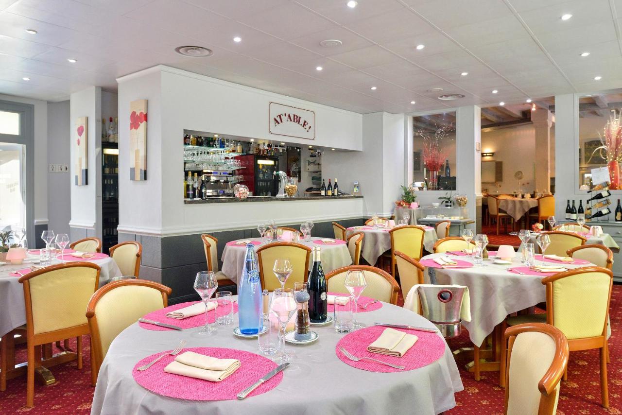 Logis Hôtel Restaurant La Boule d'Or Chinon Exterior foto
